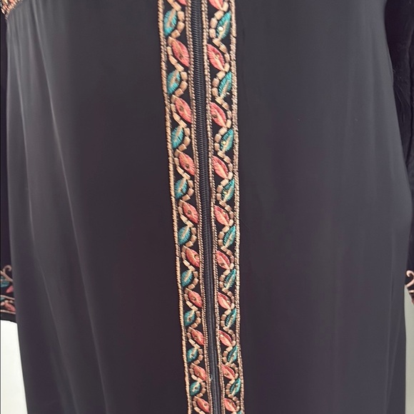 Abaya Floral Embroidered Long Sleeve Dress - Picture 11 of 13